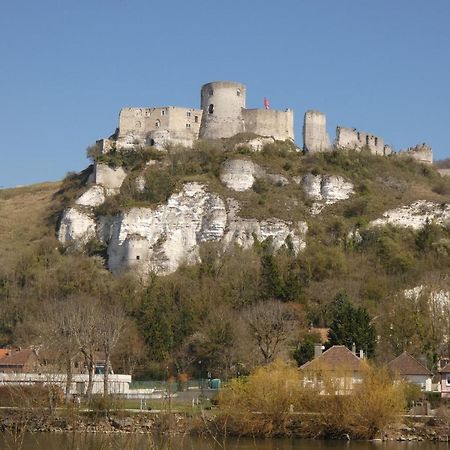 Gite L'Eau Vive Noyers  エクステリア 写真